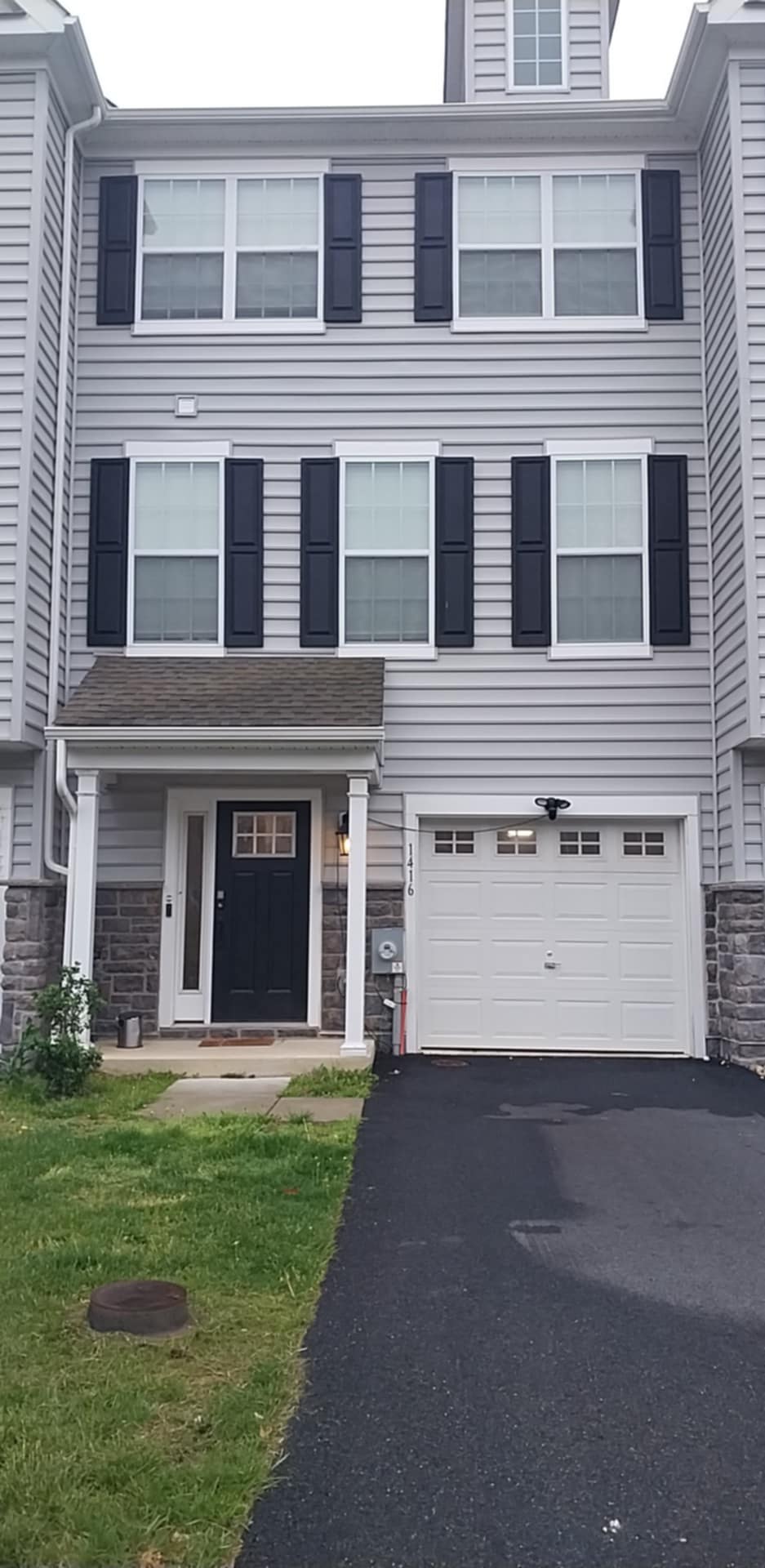 1416 Carrick Court