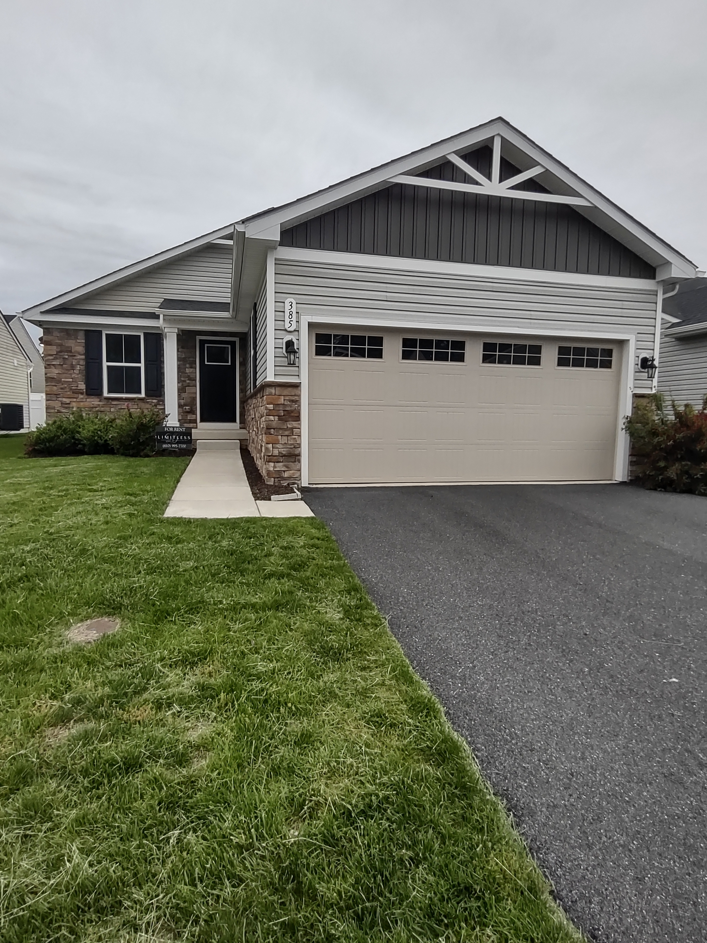 385 Charlestown Crossing Blvd.